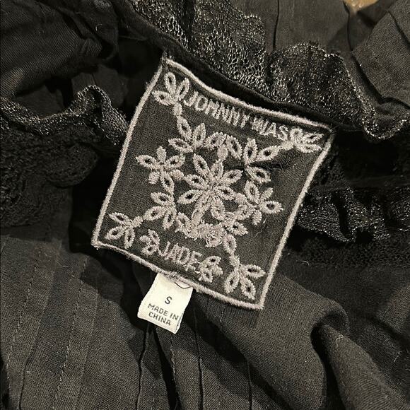 JOHNNY WAS Embroidered Tunic - Picture 6 of 7